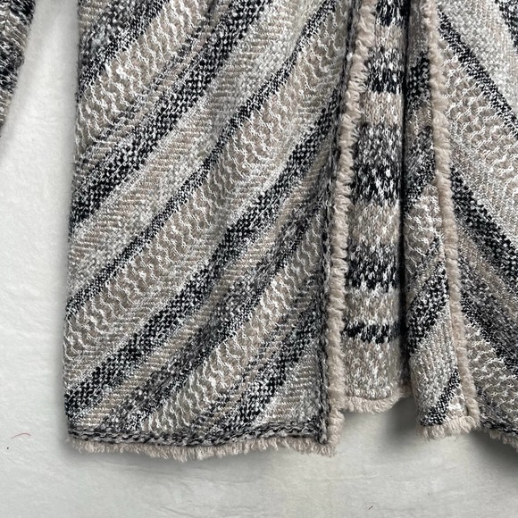 Chico's 2 (Women's Large) Grey Pattern Long Sweater Cardigan, Wool Blend - Picture 9 of 15